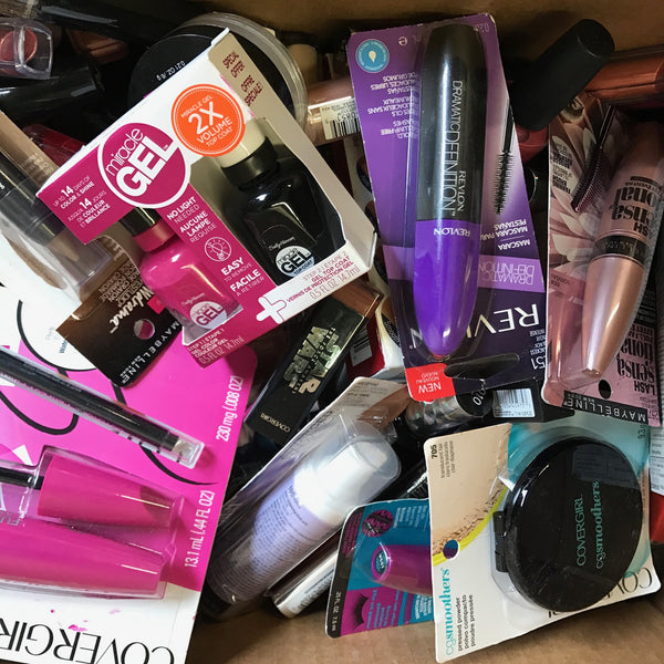 WHOLESALE ASSORTED BRAND NAME COSMETICS LOT - 100 PIECE LOT
