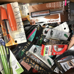 WHOLESALE ASSORTED BRAND NAME COSMETICS LOT - 100 PIECE LOT