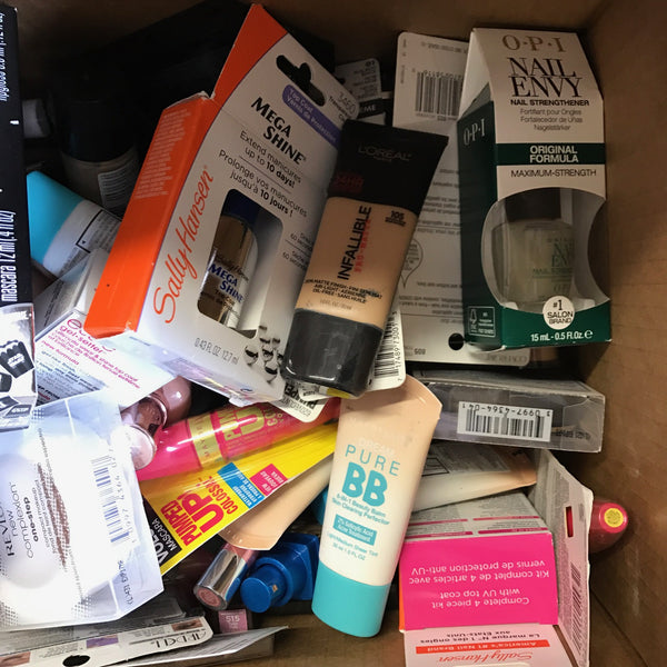 WHOLESALE ASSORTED BRAND NAME COSMETICS LOT - 100 PIECE LOT